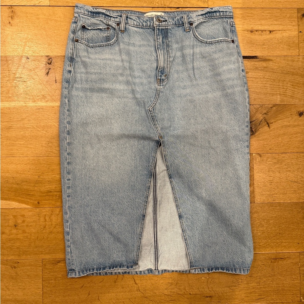 Light Wash Denim Midi Skirt with Front Slit